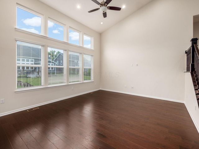 4281 Scotts Way, Shawnee Hills, OH 43065