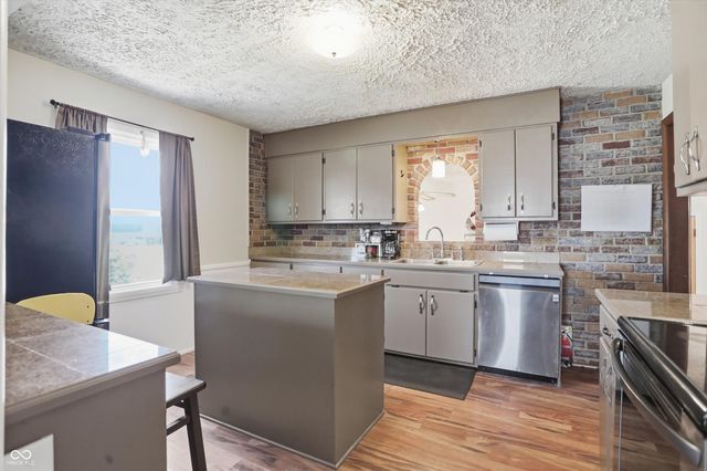 314 N 6th Avenue, Beech Grove, IN 46107