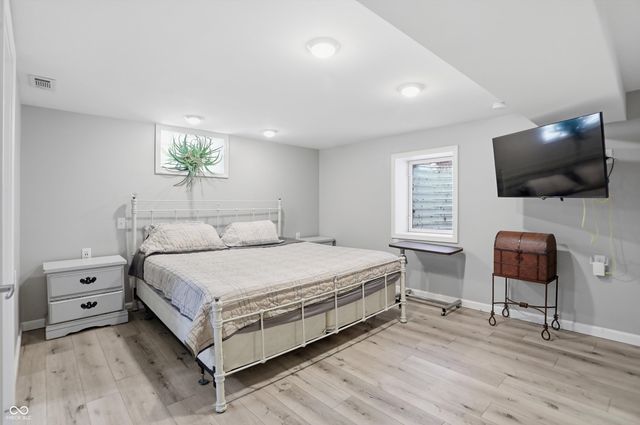 314 N 6th Avenue, Beech Grove, IN 46107