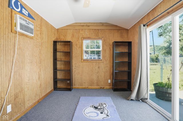 314 N 6th Avenue, Beech Grove, IN 46107