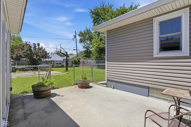 314 N 6th Avenue, Beech Grove, IN 46107