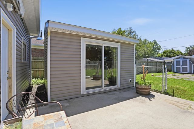 314 N 6th Avenue, Beech Grove, IN 46107