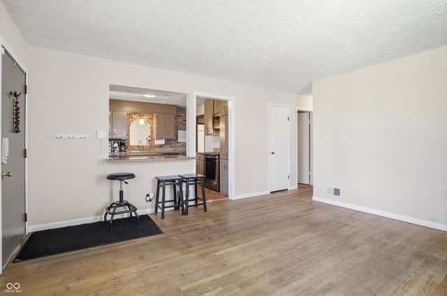 314 N 6th Avenue, Beech Grove, IN 46107
