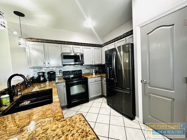 1 Torrey Pines Dr., Laguna Vista, TX 78578