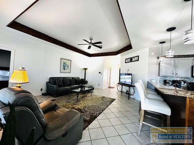 1 Torrey Pines Dr., Laguna Vista, TX 78578