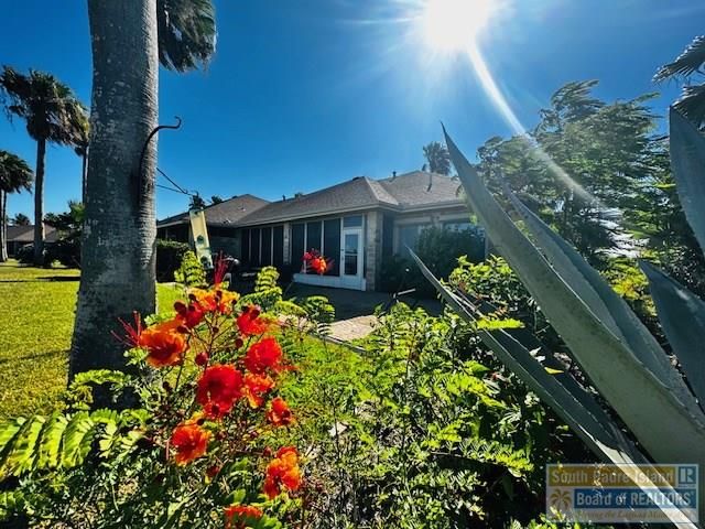 1 Torrey Pines Dr., Laguna Vista, TX 78578