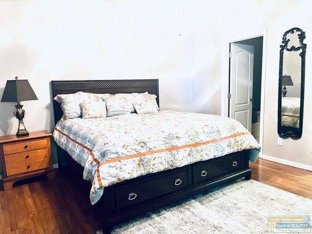 1 Torrey Pines Dr., Laguna Vista, TX 78578