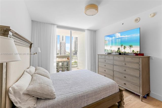 92 SW 3rd St 1201, Miami, FL 33130