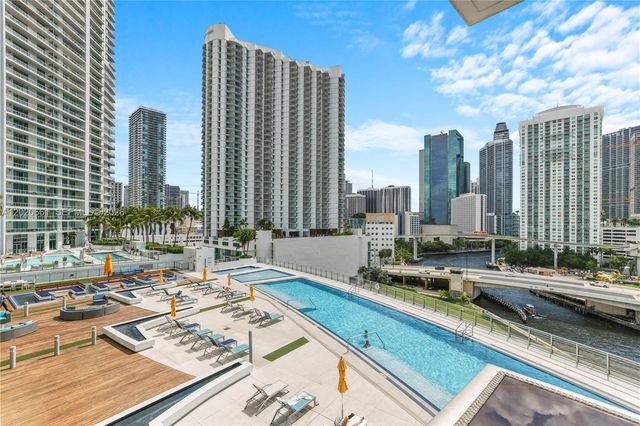 92 SW 3rd St 1201, Miami, FL 33130