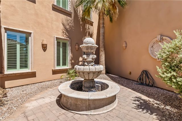 6110 S Los Lagos Place, Fort Mohave, AZ 86426