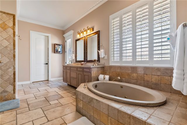 6110 S Los Lagos Place, Fort Mohave, AZ 86426