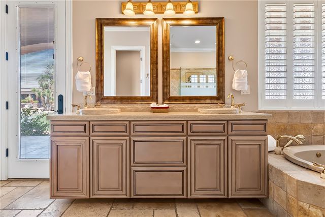 6110 S Los Lagos Place, Fort Mohave, AZ 86426