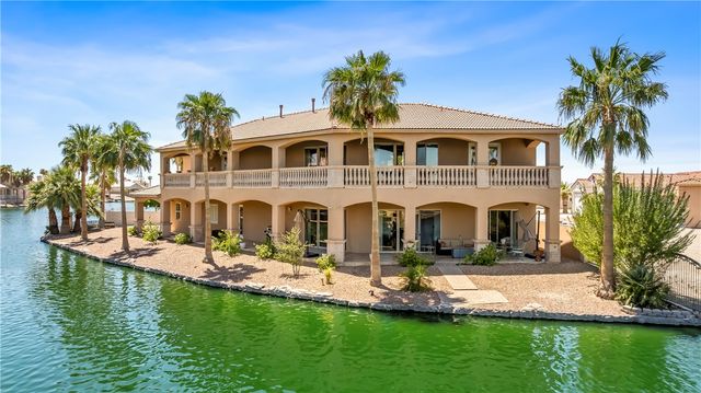 6110 S Los Lagos Place, Fort Mohave, AZ 86426