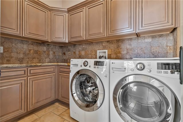 6110 S Los Lagos Place, Fort Mohave, AZ 86426