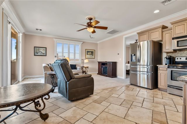 6110 S Los Lagos Place, Fort Mohave, AZ 86426