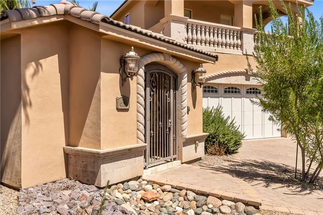 6110 S Los Lagos Place, Fort Mohave, AZ 86426