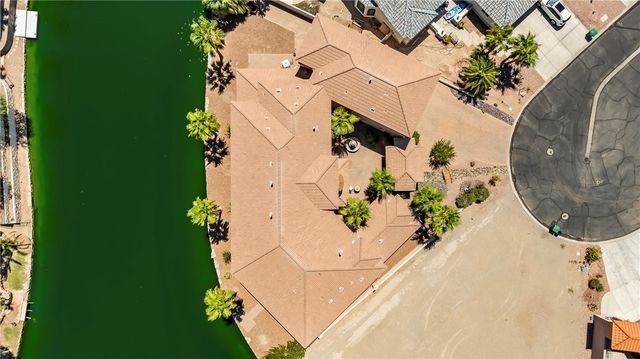 6110 S Los Lagos Place, Fort Mohave, AZ 86426