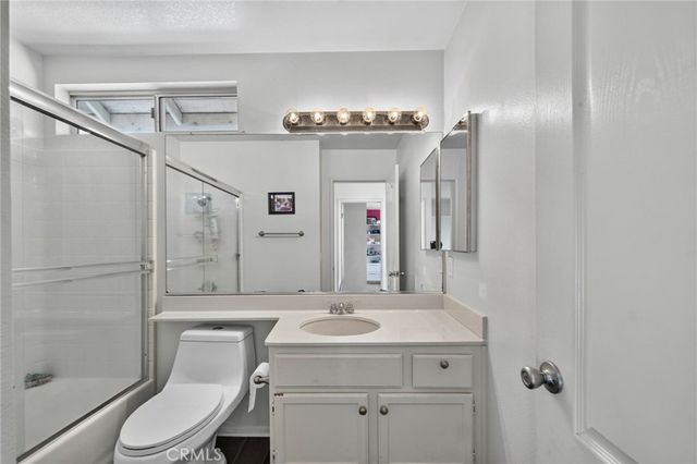 30780 Loma Linda, Temecula, CA 92592
