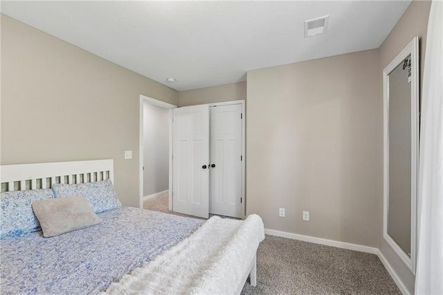 16135 Giorgia Street, Parkville, MO 64152