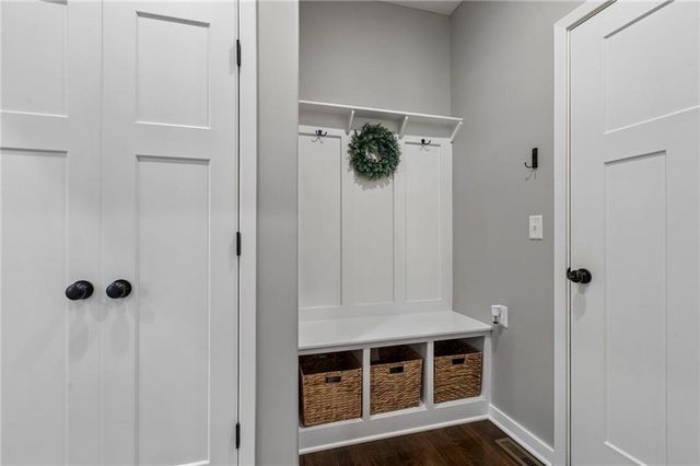 16135 Giorgia Street, Parkville, MO 64152