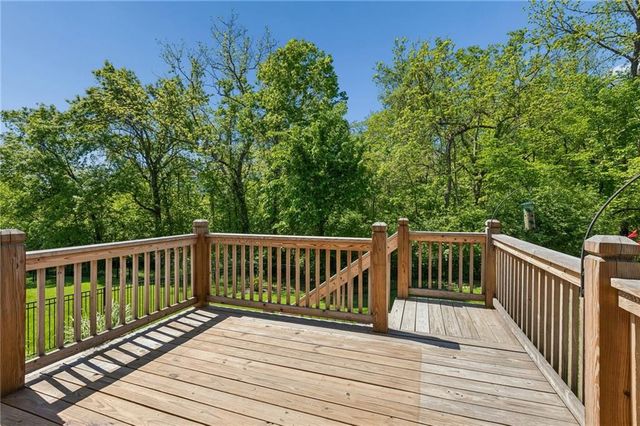 16135 Giorgia Street, Parkville, MO 64152