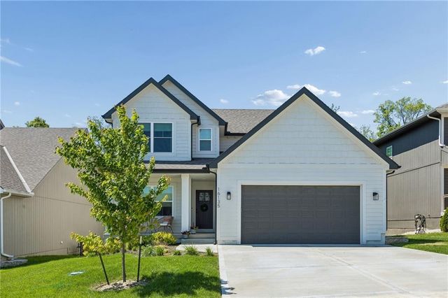 16135 Giorgia Street, Parkville, MO 64152