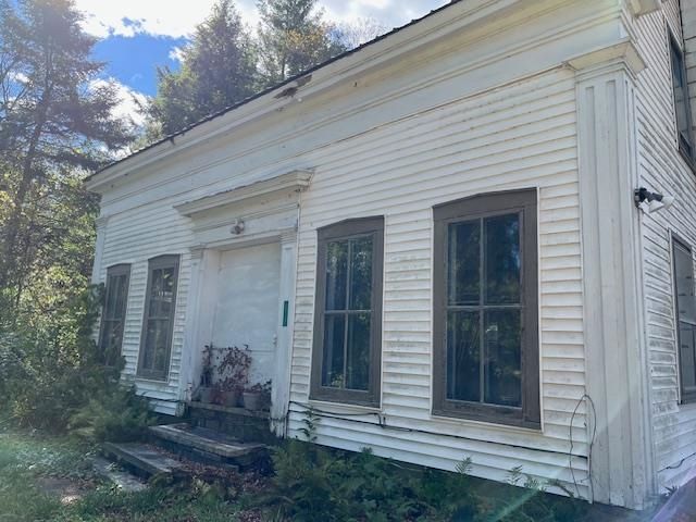 53-59 Raiches Cross Road, Danby, VT 05739