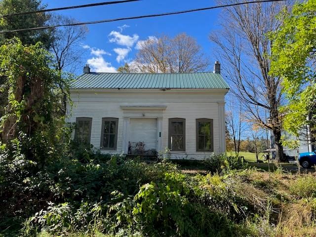 53-59 Raiches Cross Road, Danby, VT 05739