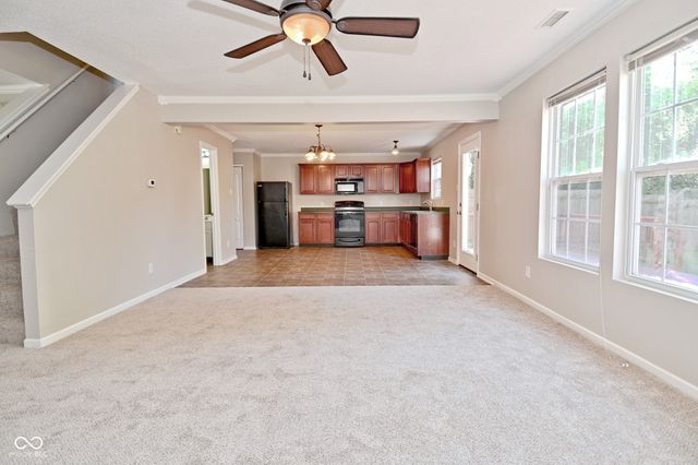 9217 Middlebury Way, Indianapolis, IN 46113