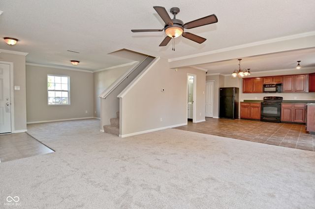 9217 Middlebury Way, Indianapolis, IN 46113