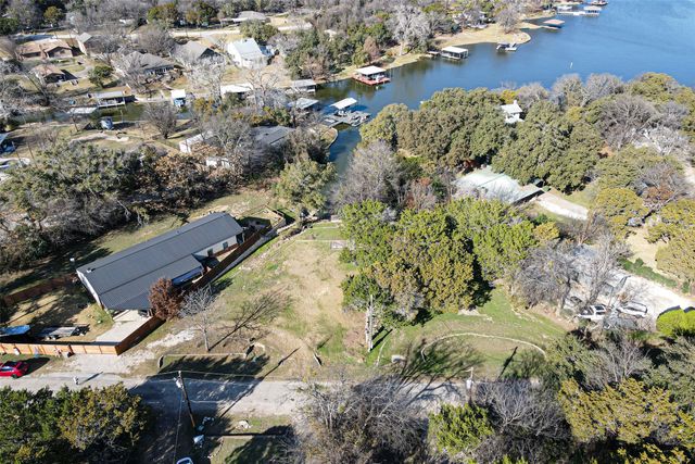 1306 Keechi Trail, Granbury, TX 76048