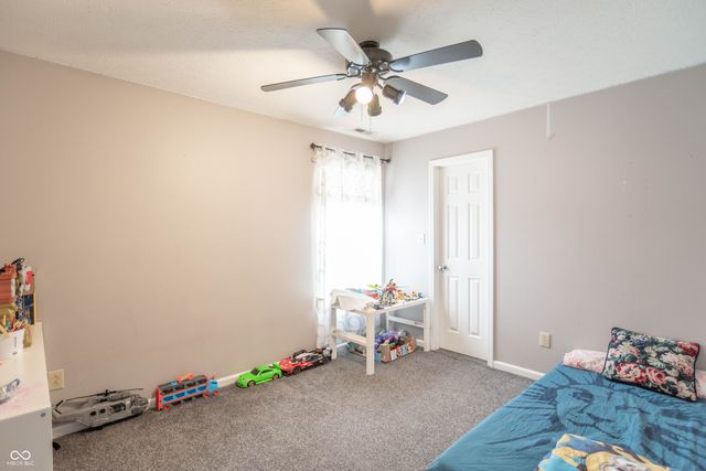 3873 Crest Point Drive, Westfield, IN 46062