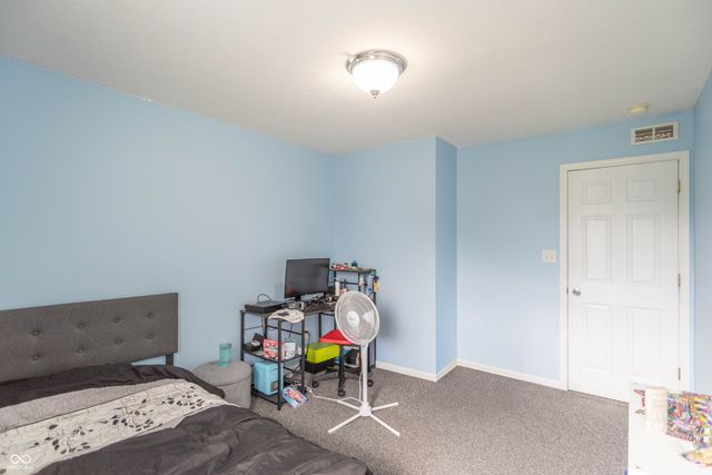 3873 Crest Point Drive, Westfield, IN 46062
