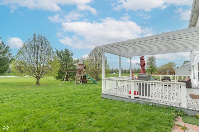 3873 Crest Point Drive, Westfield, IN 46062