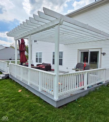 3873 Crest Point Drive, Westfield, IN 46062
