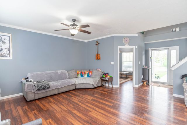 3873 Crest Point Drive, Westfield, IN 46062