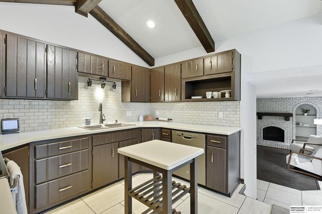 1438 S 167th Street, Omaha, NE 68130