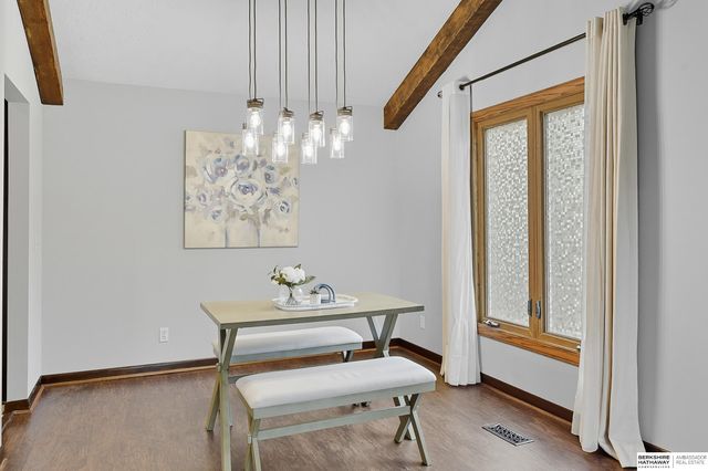 1438 S 167th Street, Omaha, NE 68130