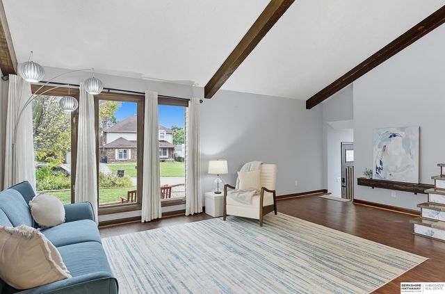 1438 S 167th Street, Omaha, NE 68130