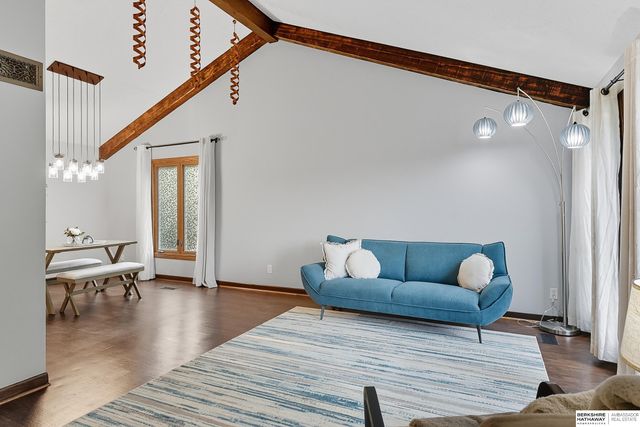 1438 S 167th Street, Omaha, NE 68130