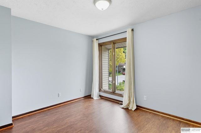 1438 S 167th Street, Omaha, NE 68130