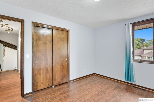 1438 S 167th Street, Omaha, NE 68130