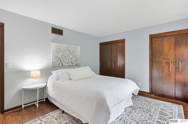 1438 S 167th Street, Omaha, NE 68130