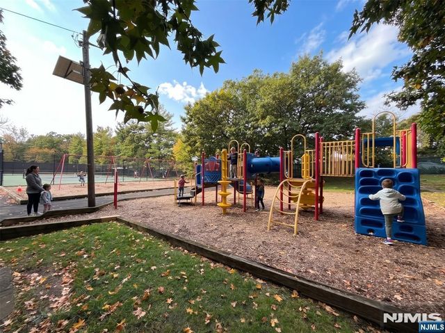 3 Horizon Road 819, Fort Lee, NJ 07024