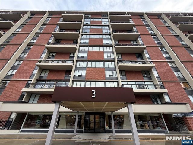 3 Horizon Road 819, Fort Lee, NJ 07024