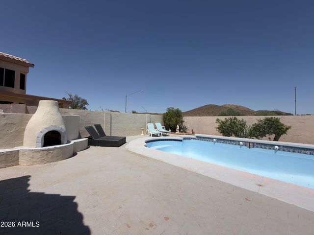 22375 N 67th Drive, Glendale, AZ 85310