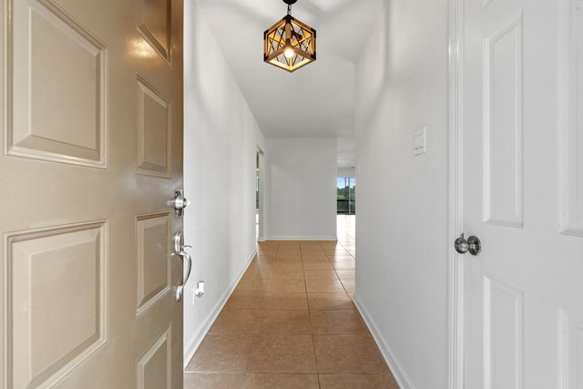 724 Weston Rd Apt G1, Hot Springs, AR 71913