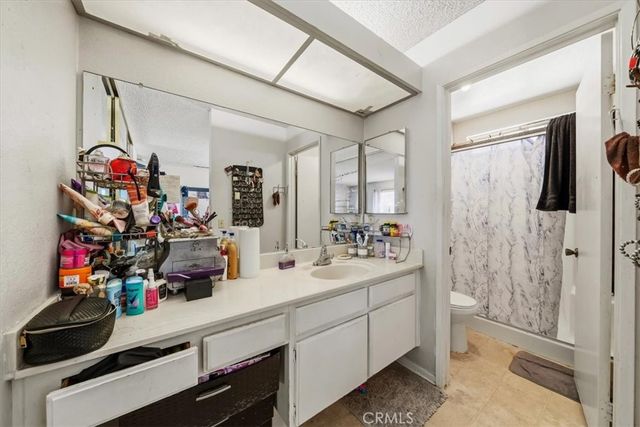 1855 E Avenue R2, Palmdale, CA 93550