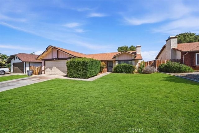 1855 E Avenue R2, Palmdale, CA 93550