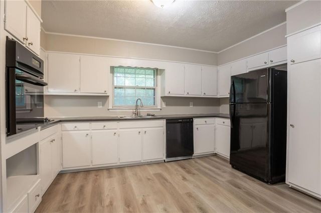 2020 Buckingham Court, Decatur, GA 30035